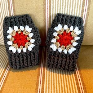 Handmade fingerless gloves